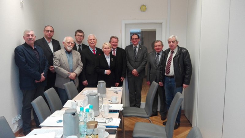 Na zdjęciu od lewej: Waldemar Olczak, Jarosław Kukliński, Jerzy Kotowski, Sławomir Laskowski , Piotr Szymczak, Ewa Potańska, Józef Kluska, Łukasz Gorgolewski, Wiktor Ostasiewicz, Zenon Panicz.