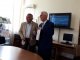 Prezes P. Szymczak wręcza medal prof. Pożaryskiego dyr. Instytutu Elektrodynamiki - Aleksandrowi V.Kirilenko